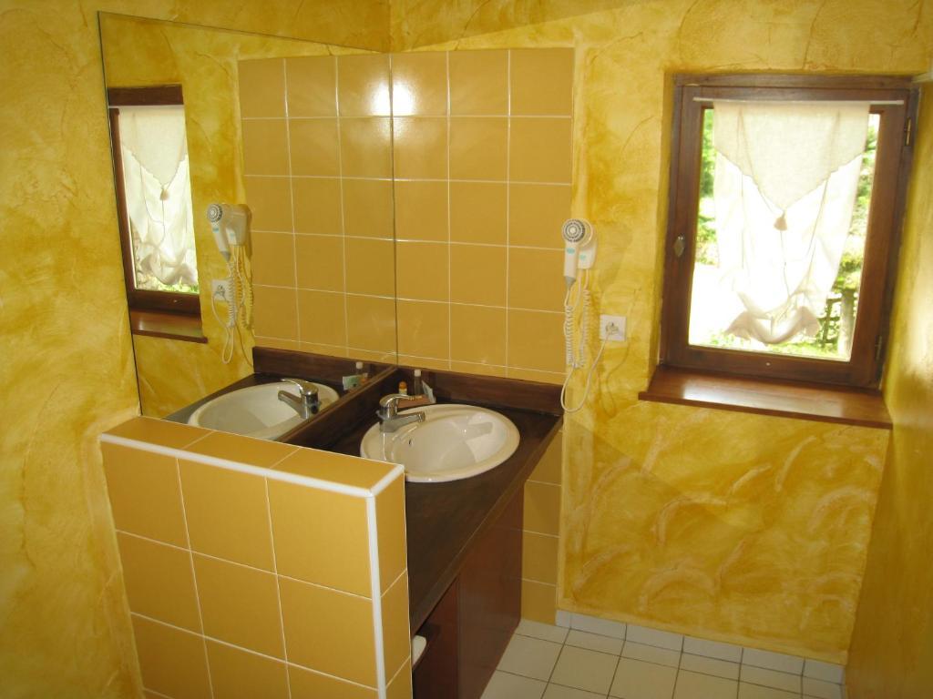 Auberge Du Vernay Charette  Kamer foto