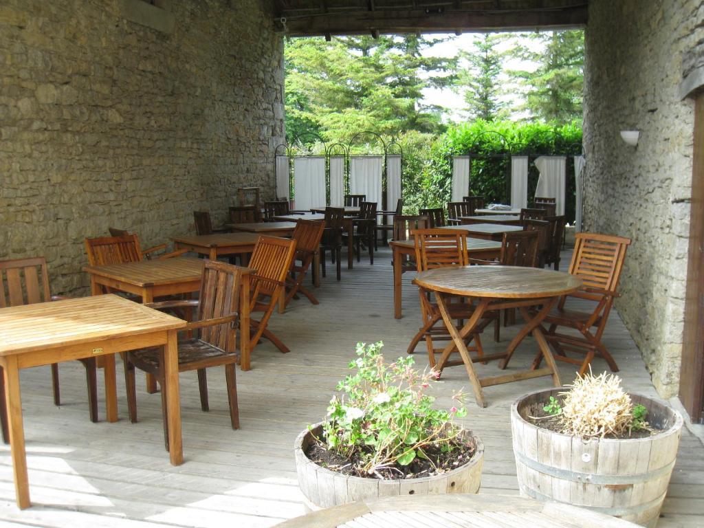 Auberge Du Vernay Charette  Buitenkant foto
